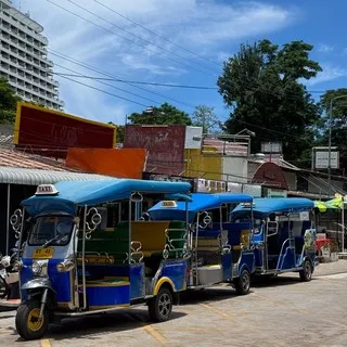 Tuk-tuks in Hua Hin