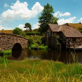 The mill and bridge in Hobbiton